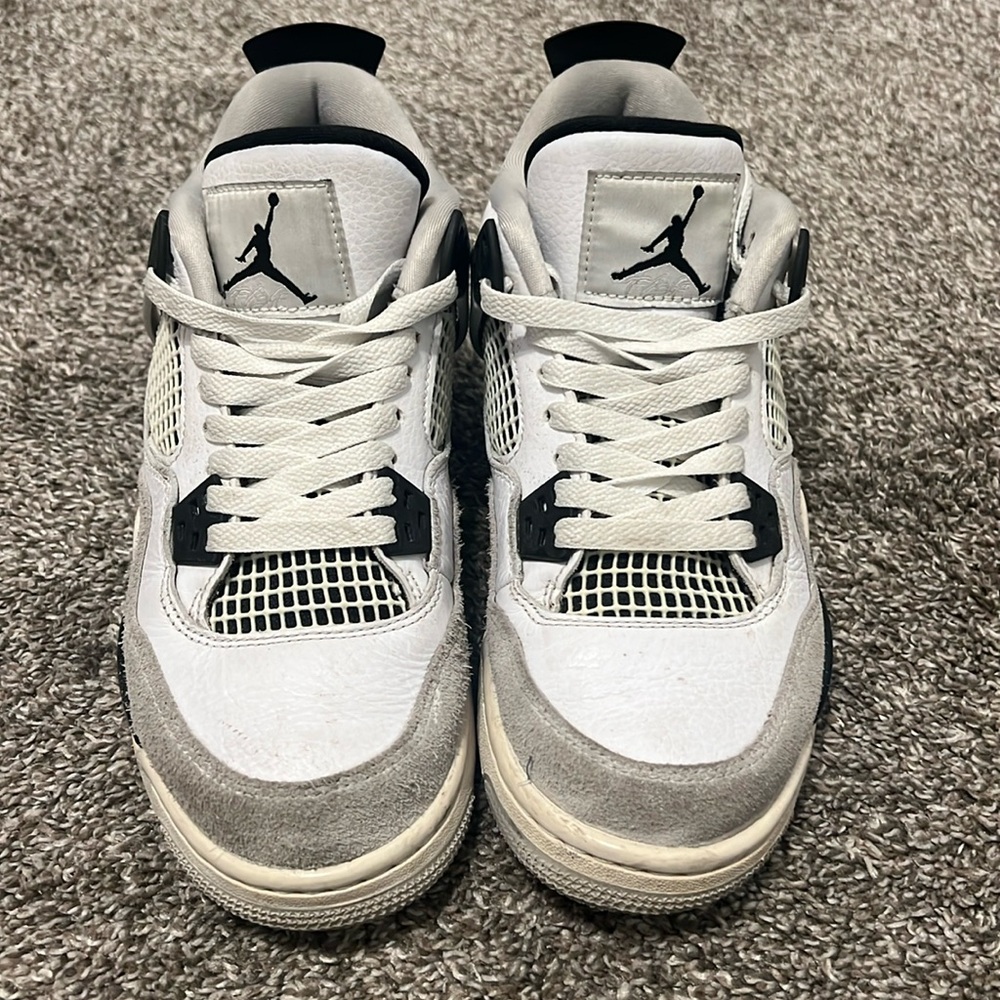 Jordan 4 Military Black 5.5 Youth